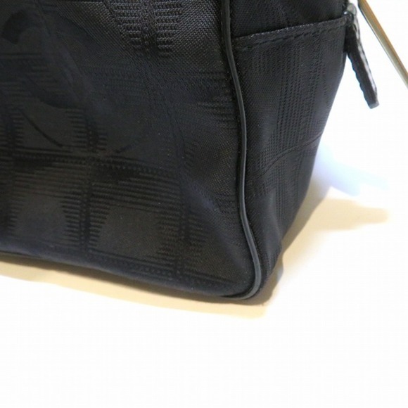 Chanel CHANEL A15828 New Travel Black Mini Boston Bag Handbag Ladies - Picture 4 of 9